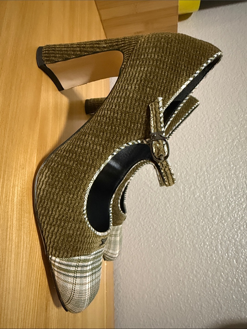 Circus NY by Sam Edelman “Elora” Square Toe Pump - Olive Green Corduroy 🫒 - Picture 6 of 12
